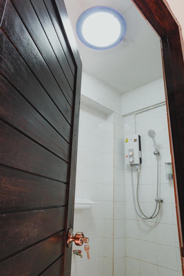 The Aree Hat Yai Hostel Exterior foto