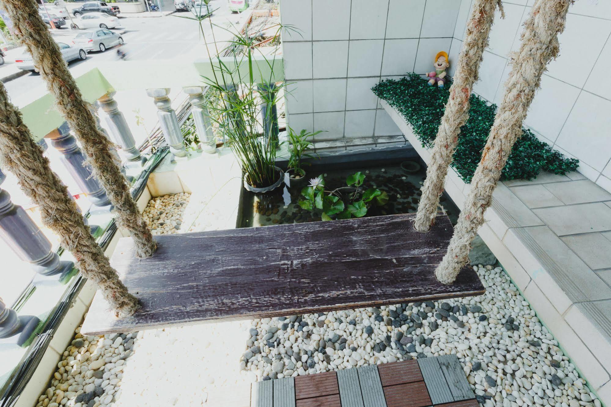 The Aree Hat Yai Hostel Exterior foto