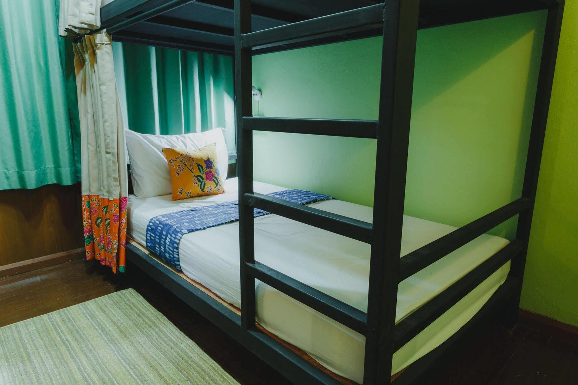 The Aree Hat Yai Hostel Exterior foto