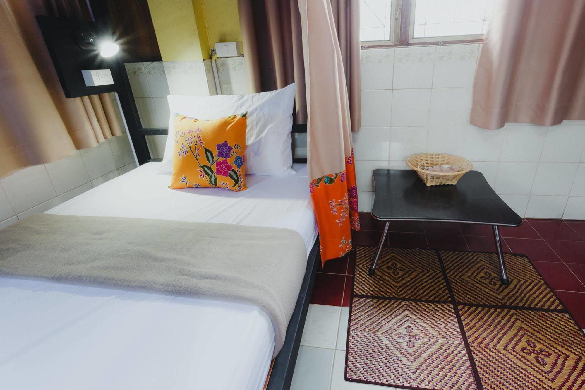 The Aree Hat Yai Hostel Exterior foto