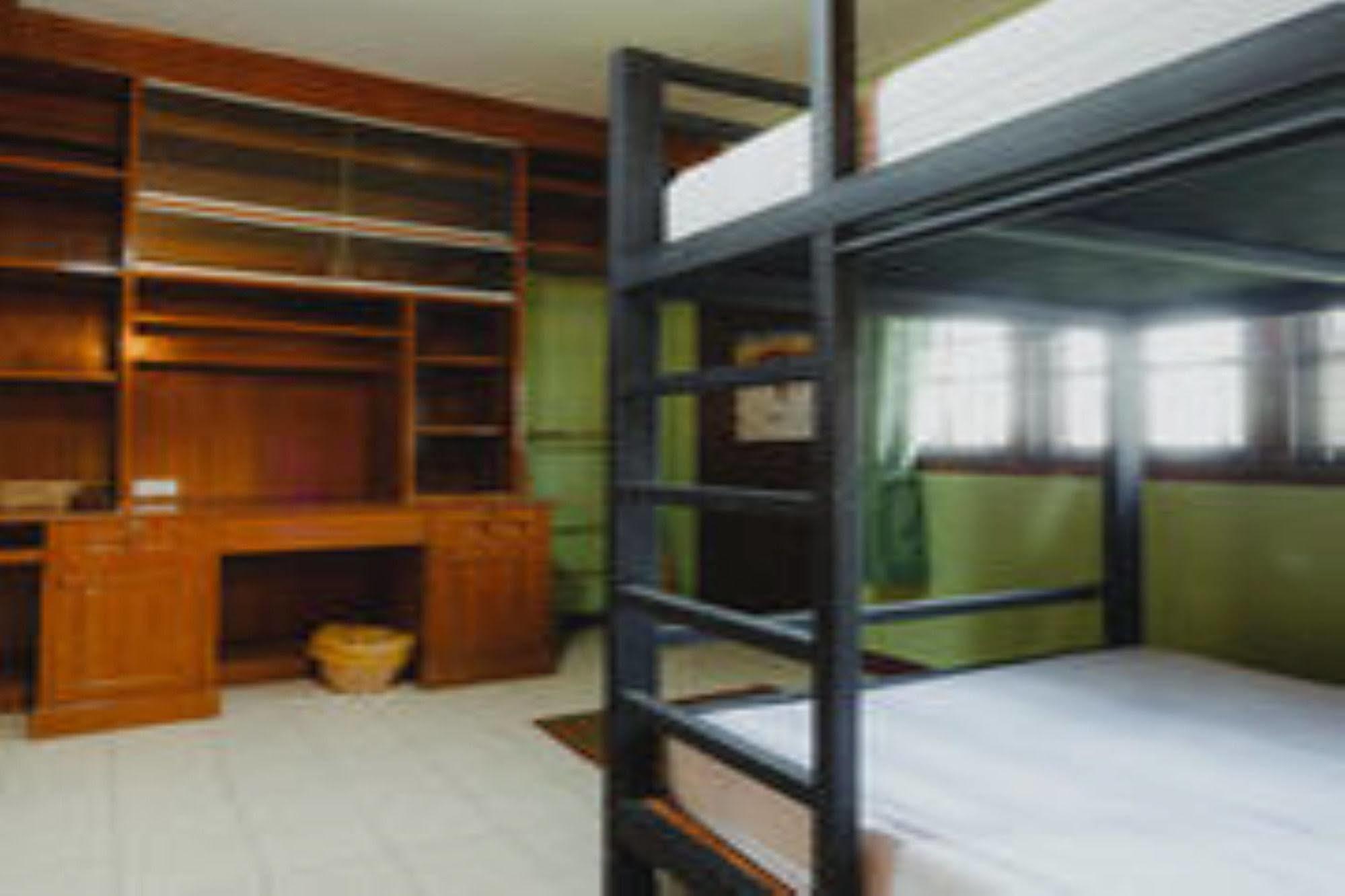 The Aree Hat Yai Hostel Exterior foto